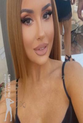 Arrianna Escort Rome